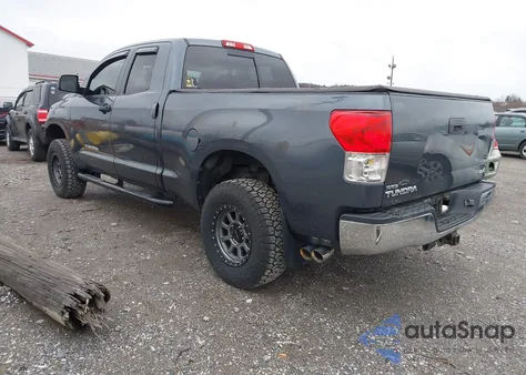 2010 Toyota Tundra Grade 4.6L V8 z USA, uszkodzony, nr VIN 5TFUM5F16AX010351